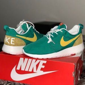 Nike Roshe One Retro